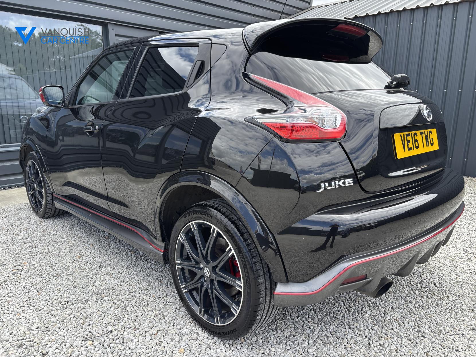Nissan Juke 1.6 DIG-T Nismo RS SUV 5dr Petrol Manual Euro 6 (218 ps)