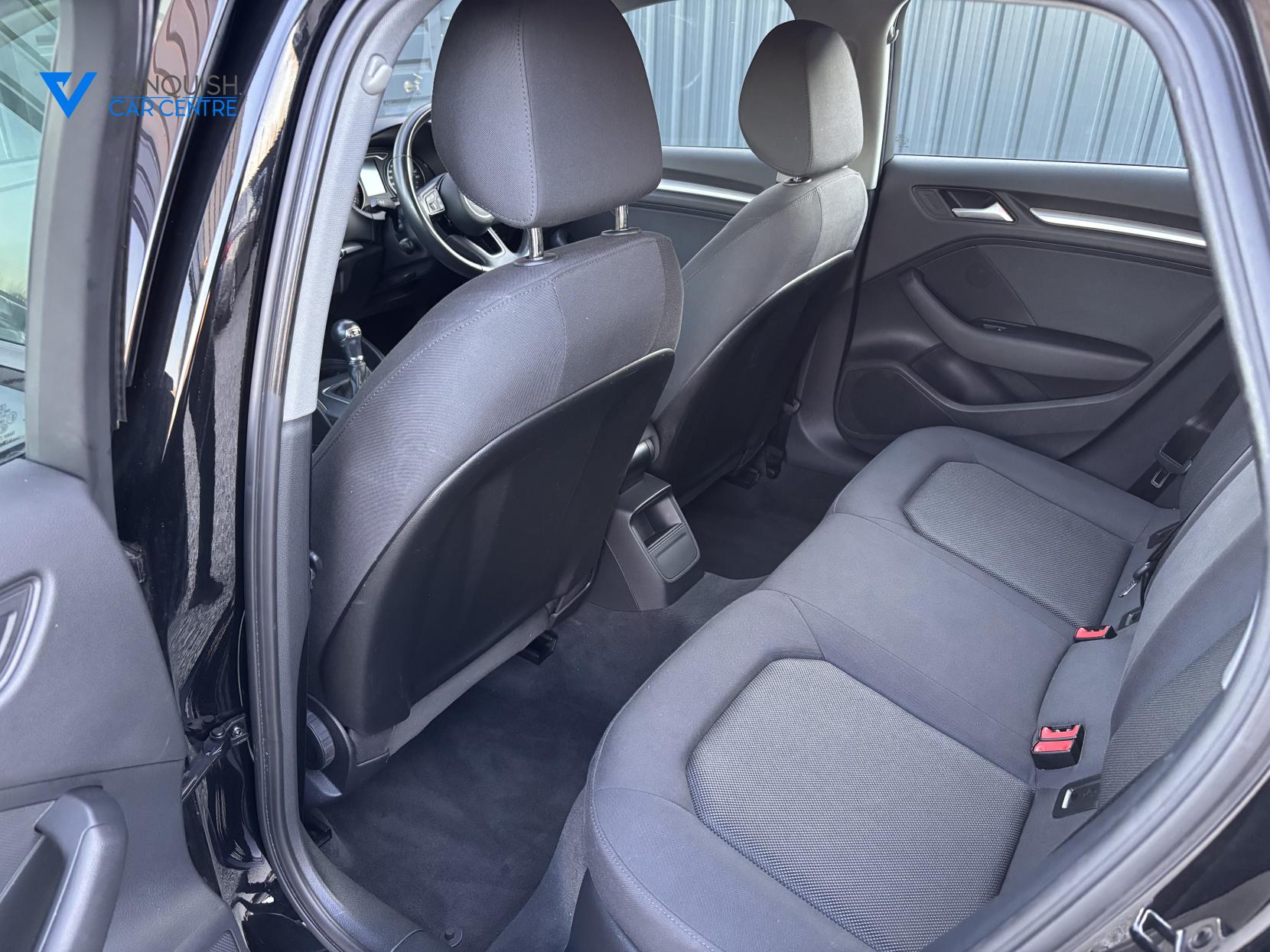 Audi A3 1.6 TDI SE Technik Sportback 5dr Diesel S Tronic Euro 6 (s/s) (110 ps)