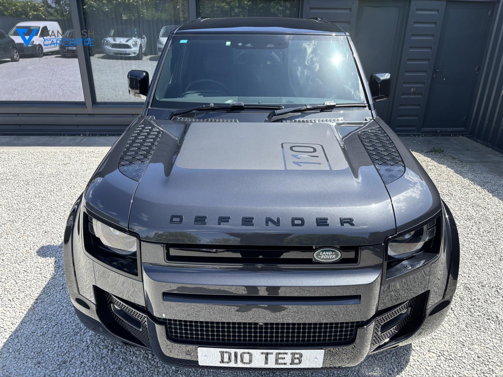 Land Rover Defender 110 3.0 D300 MHEV X-Dynamic HSE SUV 5dr Diesel Auto 4WD Euro 6 (s/s) (300 ps)