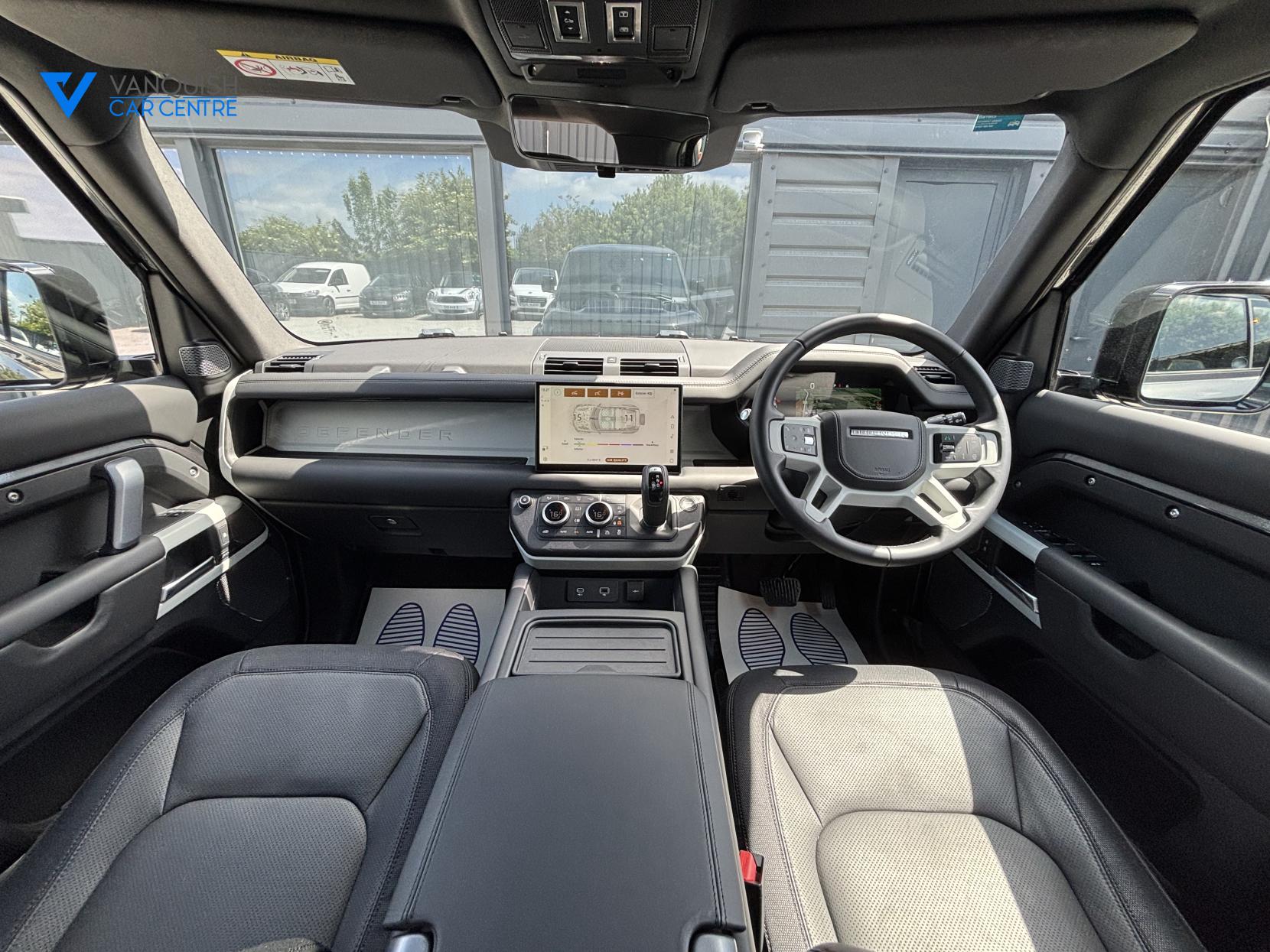 Land Rover Defender 110 3.0 D300 MHEV X-Dynamic HSE SUV 5dr Diesel Auto 4WD Euro 6 (s/s) (300 ps)