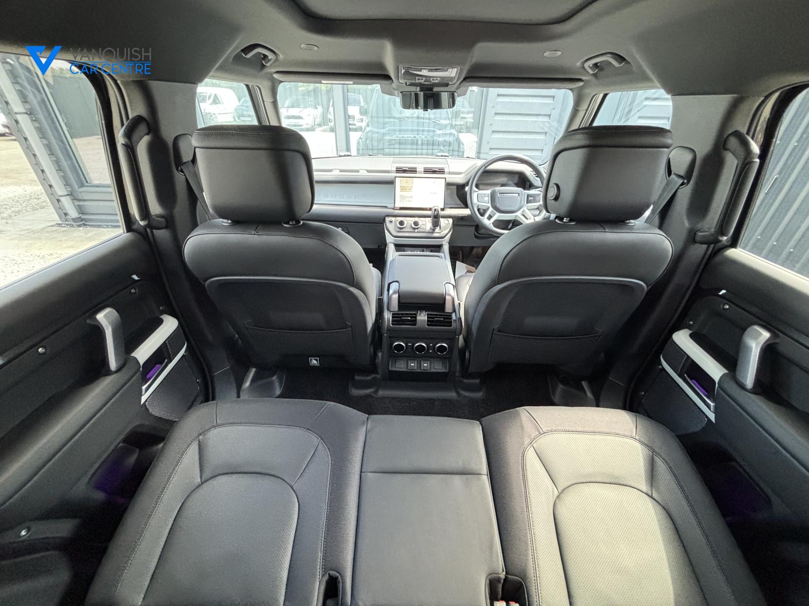 Land Rover Defender 110 3.0 D300 MHEV X-Dynamic HSE SUV 5dr Diesel Auto 4WD Euro 6 (s/s) (300 ps)