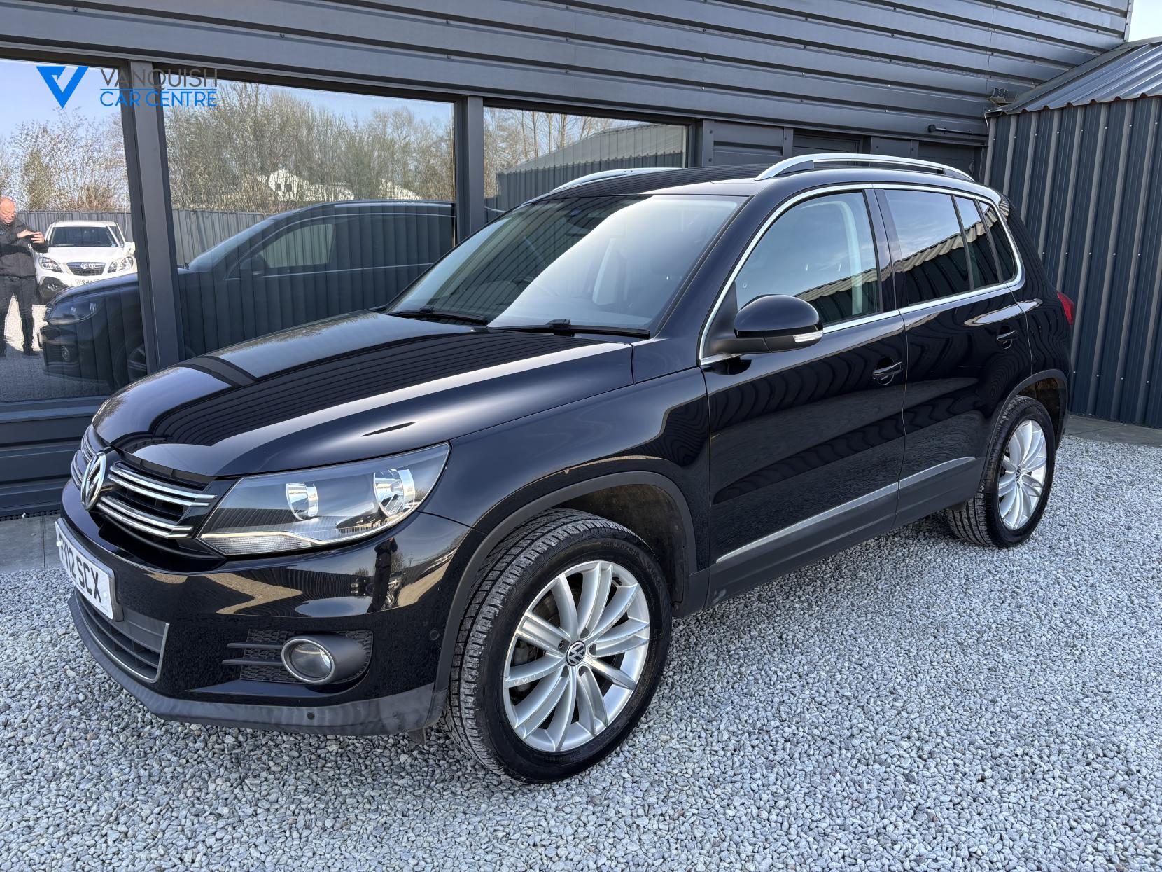 Volkswagen Tiguan 2.0 TDI BlueMotion Tech Sport SUV 5dr Diesel DSG 4WD Euro 5 (s/s) (140 ps)
