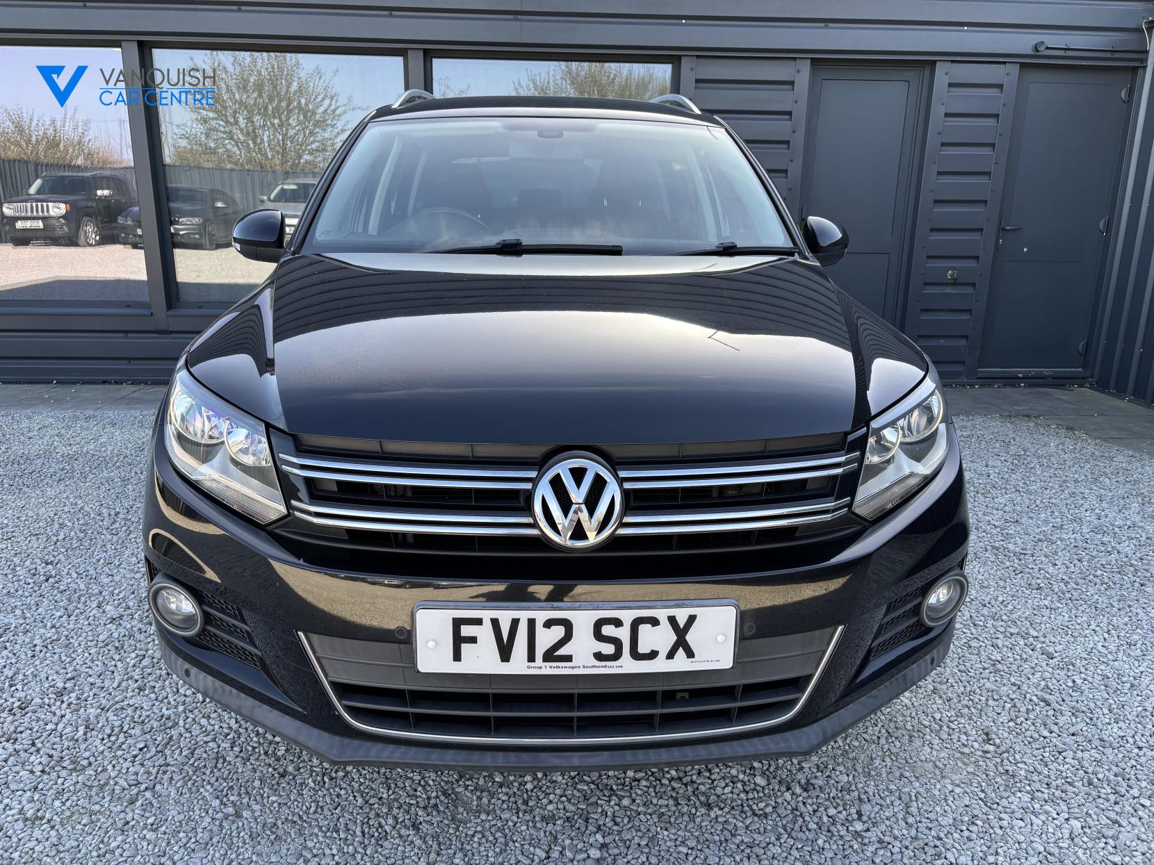 Volkswagen Tiguan 2.0 TDI BlueMotion Tech Sport SUV 5dr Diesel DSG 4WD Euro 5 (s/s) (140 ps)