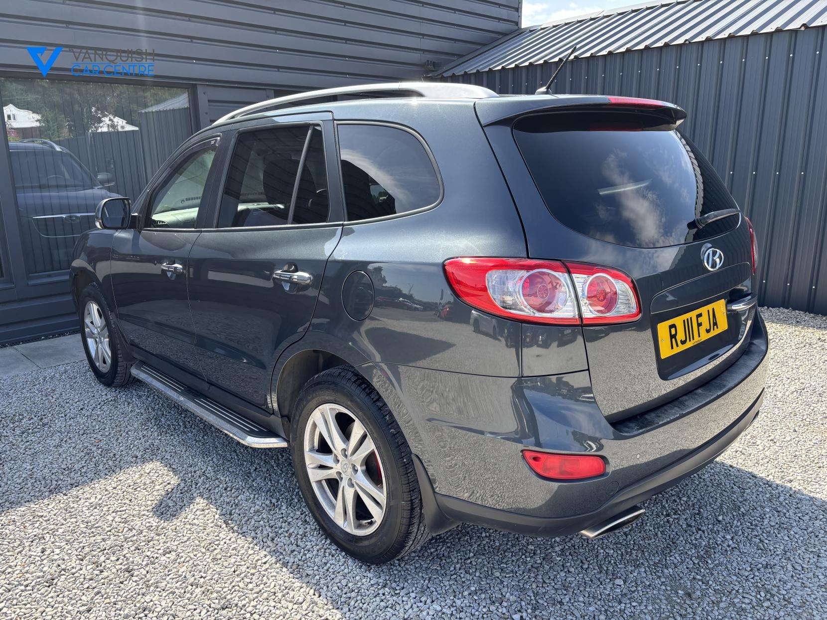 Hyundai Santa Fe 2.2 CRDi Premium SUV 5dr Diesel Auto 4WD Euro 5 (5 seat) (194 bhp)