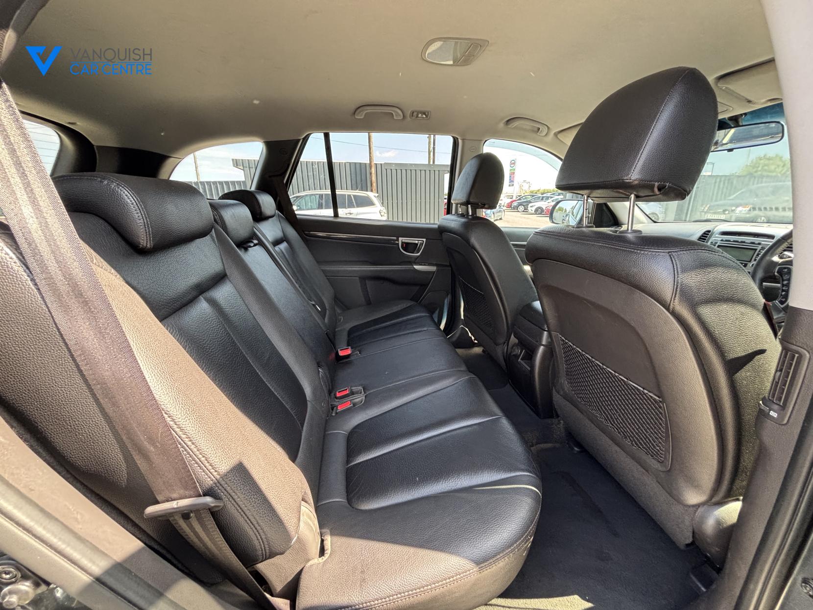 Hyundai Santa Fe 2.2 CRDi Premium SUV 5dr Diesel Auto 4WD Euro 5 (5 seat) (194 bhp)