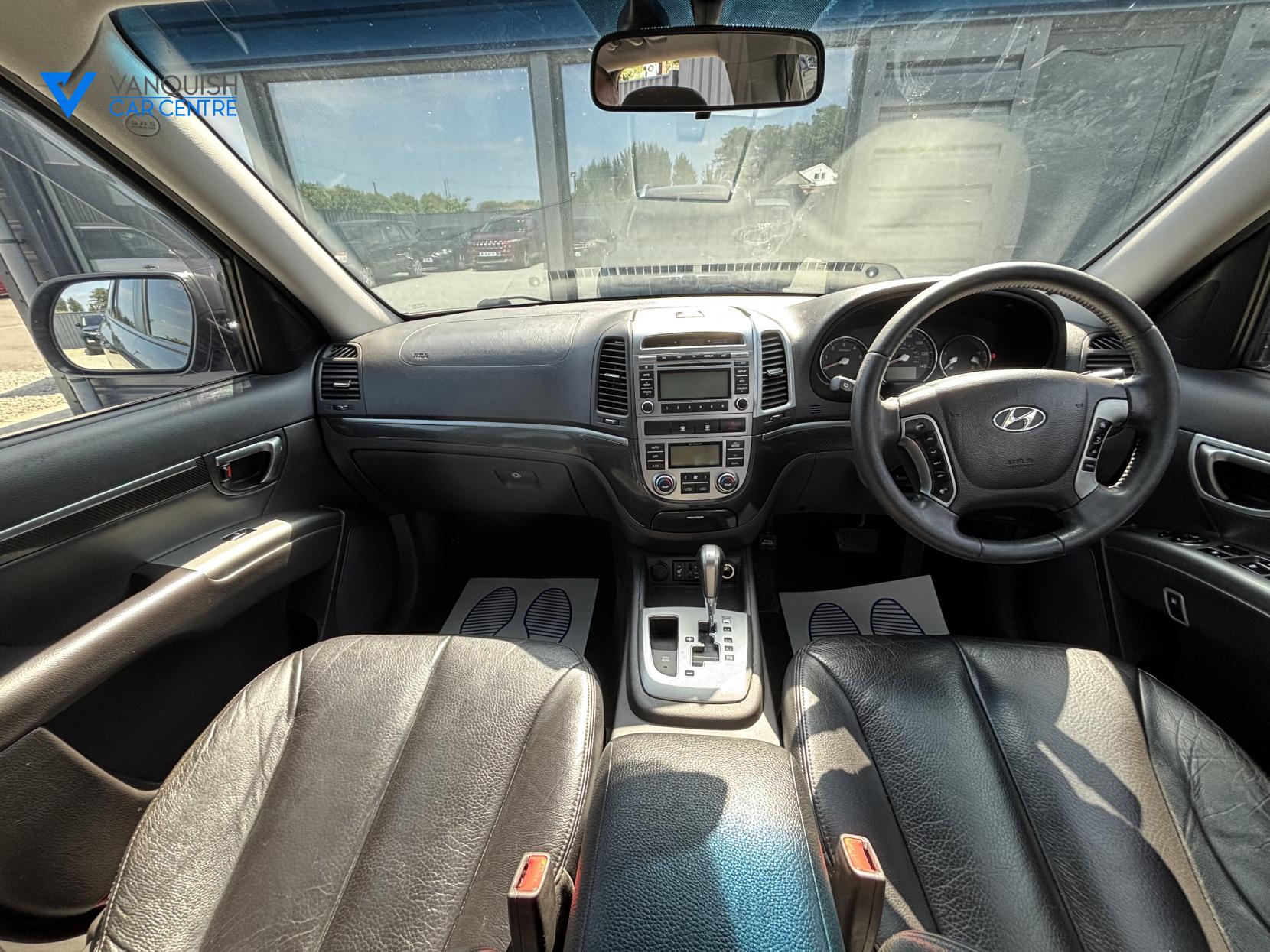 Hyundai Santa Fe 2.2 CRDi Premium SUV 5dr Diesel Auto 4WD Euro 5 (5 seat) (194 bhp)