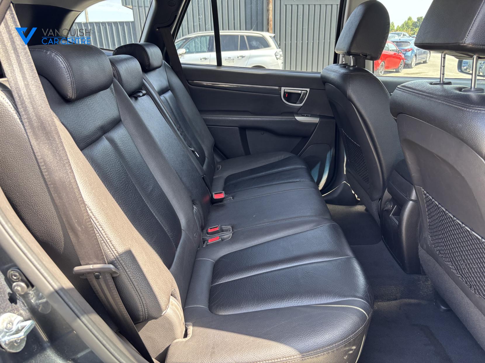 Hyundai Santa Fe 2.2 CRDi Premium SUV 5dr Diesel Auto 4WD Euro 5 (5 seat) (194 bhp)