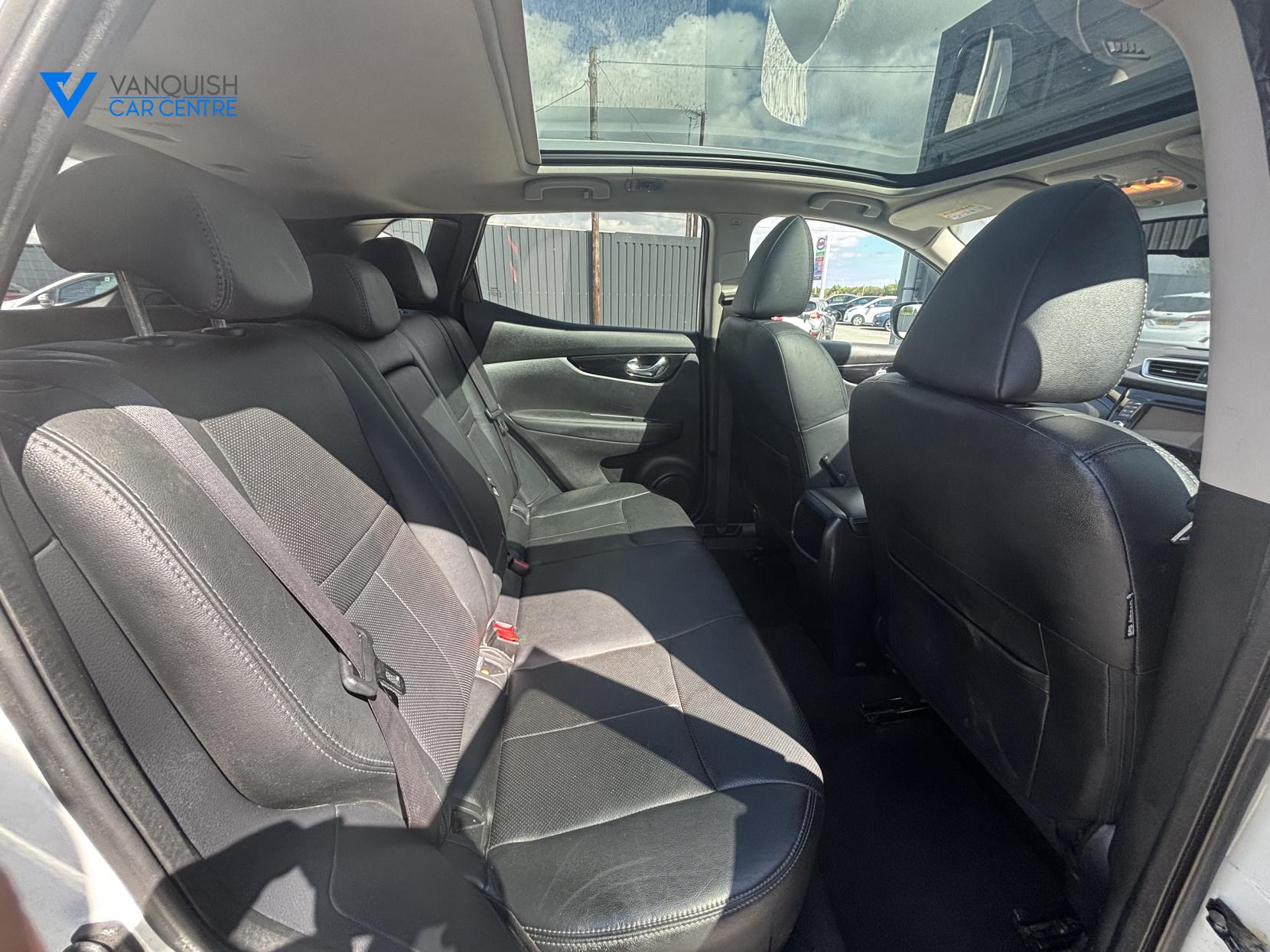 Nissan Qashqai 1.5 dCi Tekna SUV 5dr Diesel Manual 2WD Euro 6 (s/s) (110 ps)