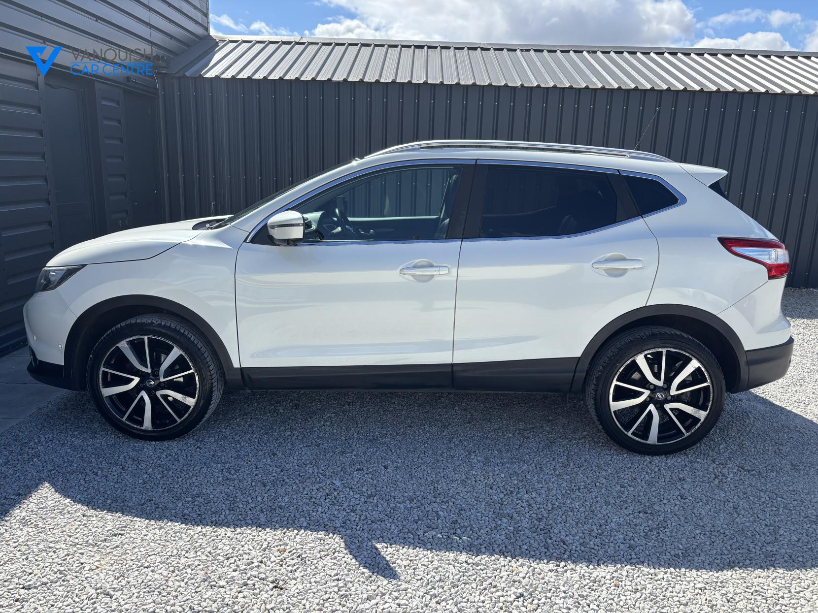 Nissan Qashqai 1.5 dCi Tekna SUV 5dr Diesel Manual 2WD Euro 6 (s/s) (110 ps)