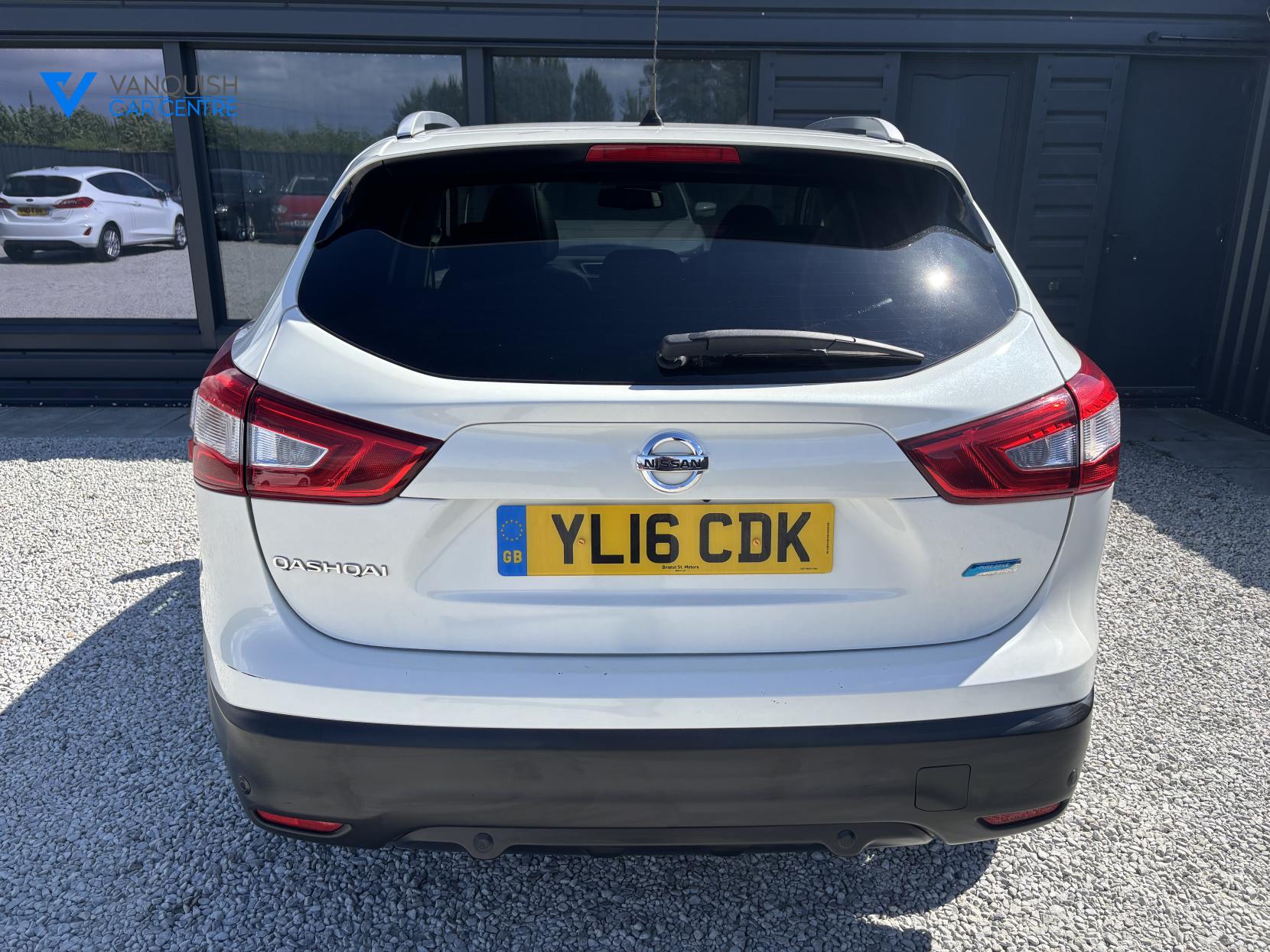 Nissan Qashqai 1.5 dCi Tekna SUV 5dr Diesel Manual 2WD Euro 6 (s/s) (110 ps)