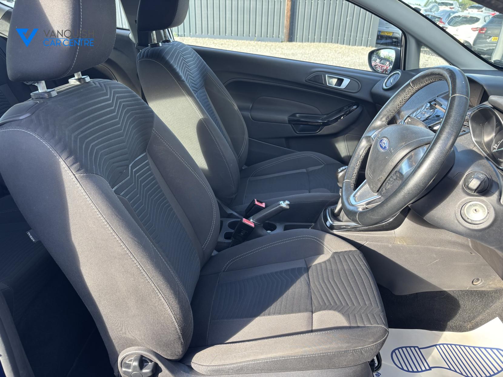 Ford Fiesta 1.0T EcoBoost Zetec Hatchback 3dr Petrol Manual Euro 6 (s/s) (100 ps)