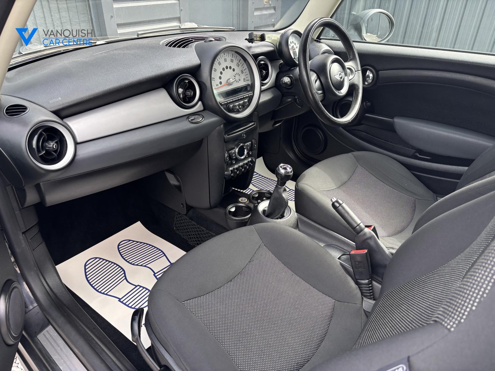 MINI Hatch 1.6 One D Hatchback 3dr Diesel Manual Euro 5 (s/s) (90 ps)