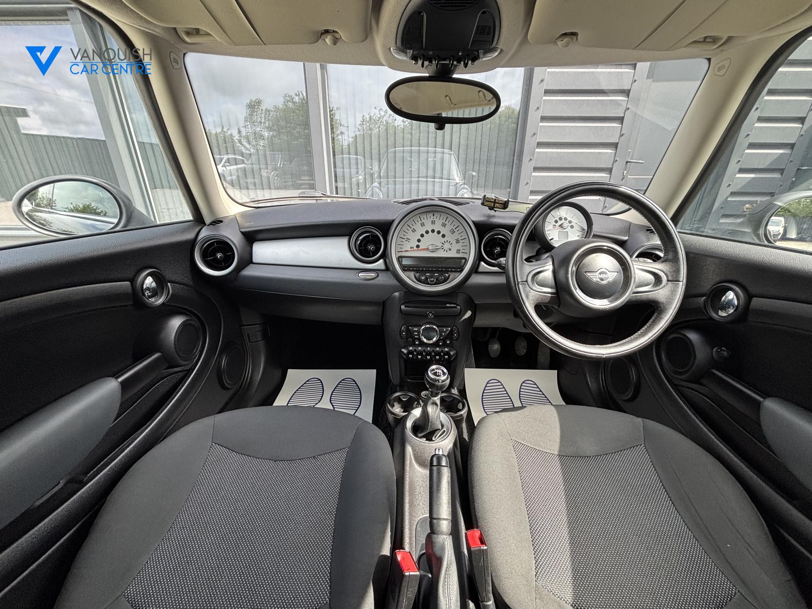 MINI Hatch 1.6 One D Hatchback 3dr Diesel Manual Euro 5 (s/s) (90 ps)
