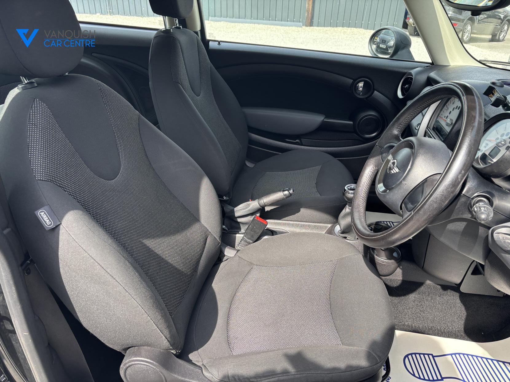 MINI Hatch 1.6 One D Hatchback 3dr Diesel Manual Euro 5 (s/s) (90 ps)