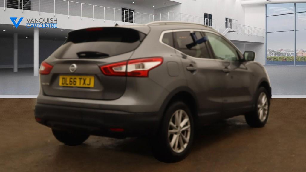 Nissan Qashqai 1.5 dCi N-Connecta SUV 5dr Diesel Manual 2WD Euro 6 (s/s) (110 ps)