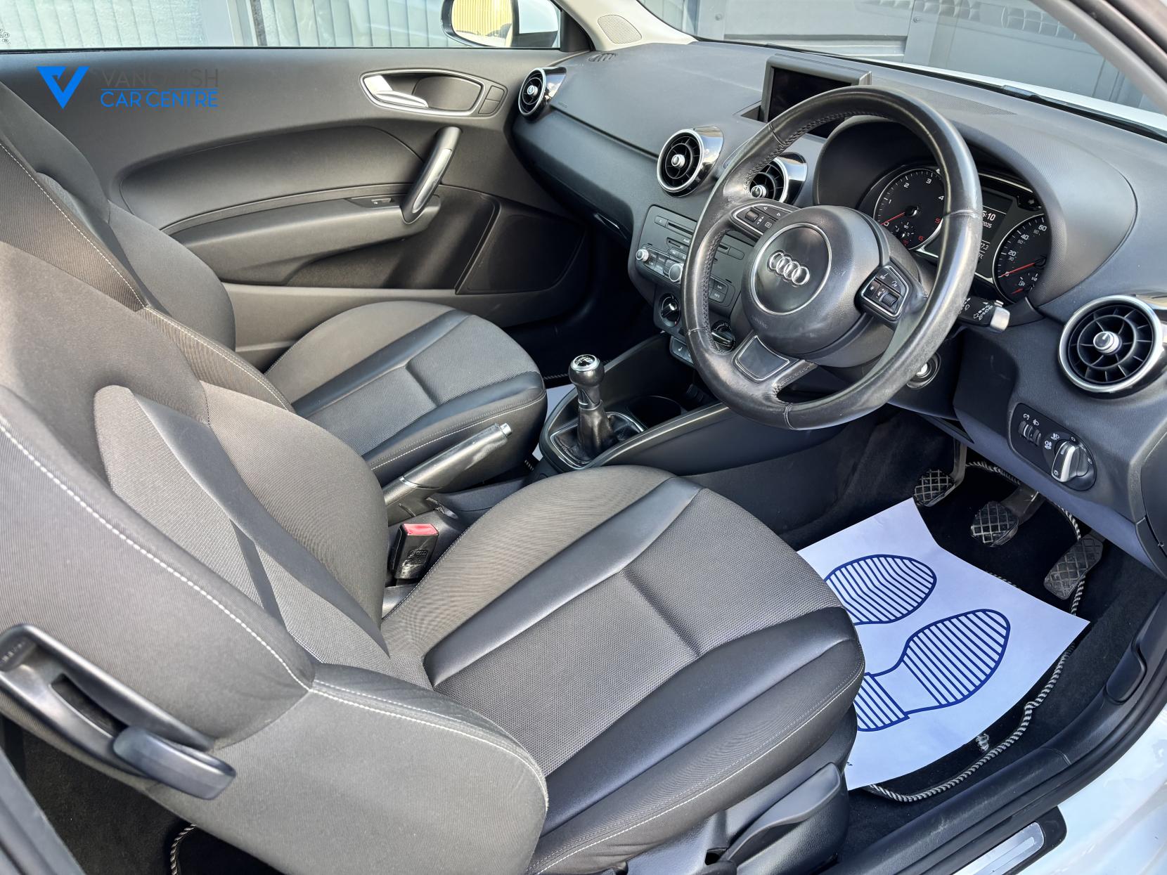 Audi A1 1.6 TDI Sport Hatchback 3dr Diesel Manual Euro 5 (s/s) (105 ps)