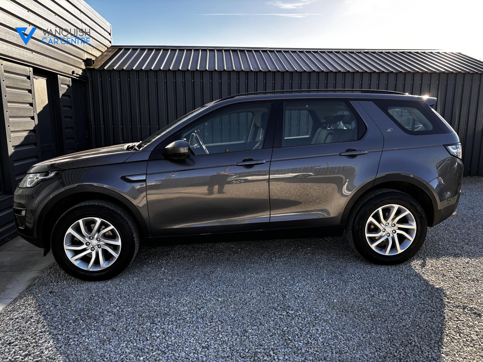 Land Rover Discovery Sport 2.0 TD4 SE Tech SUV 5dr Diesel Auto 4WD Euro 6 (s/s) (180 ps)