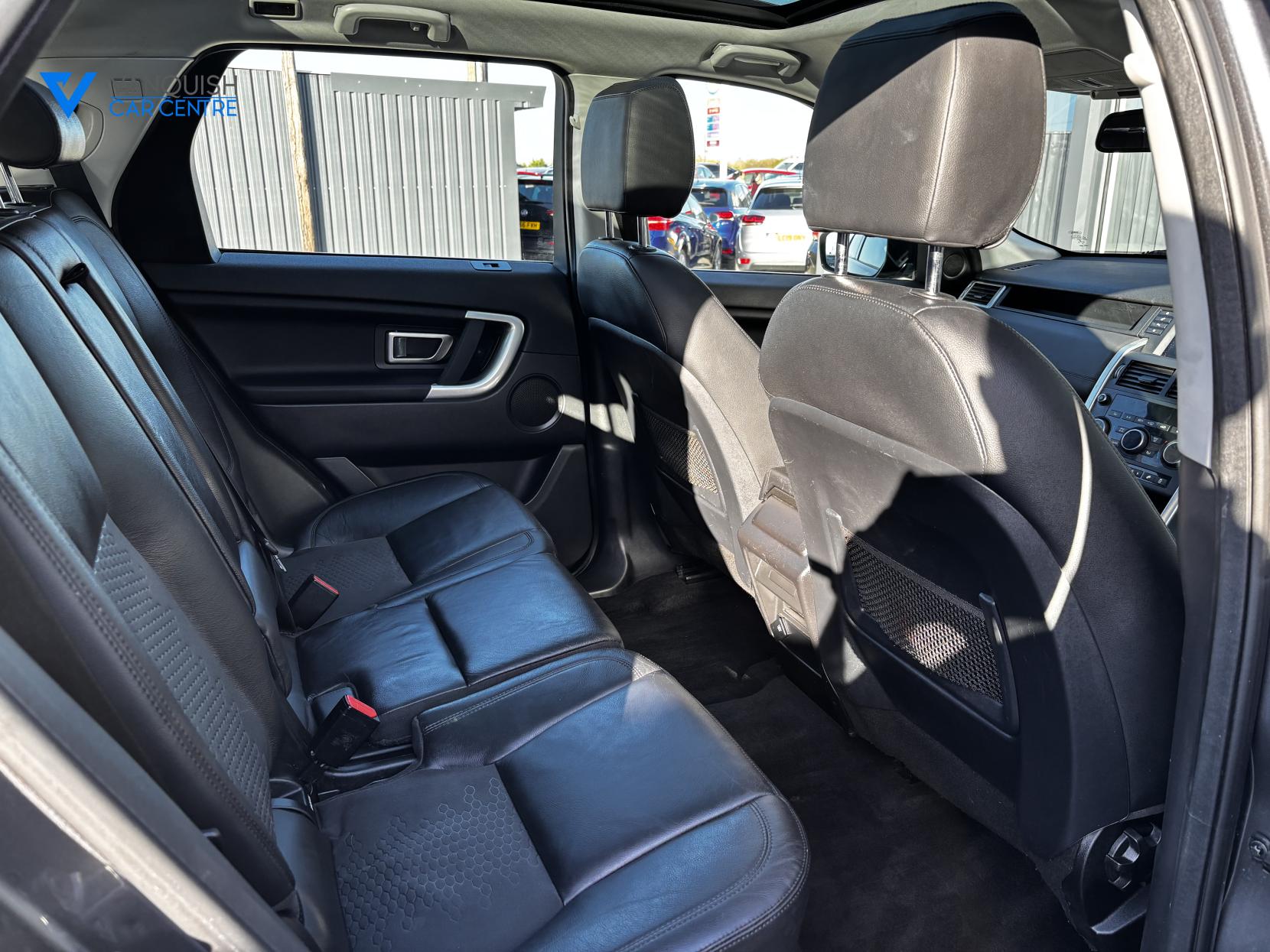 Land Rover Discovery Sport 2.0 TD4 SE Tech SUV 5dr Diesel Auto 4WD Euro 6 (s/s) (180 ps)