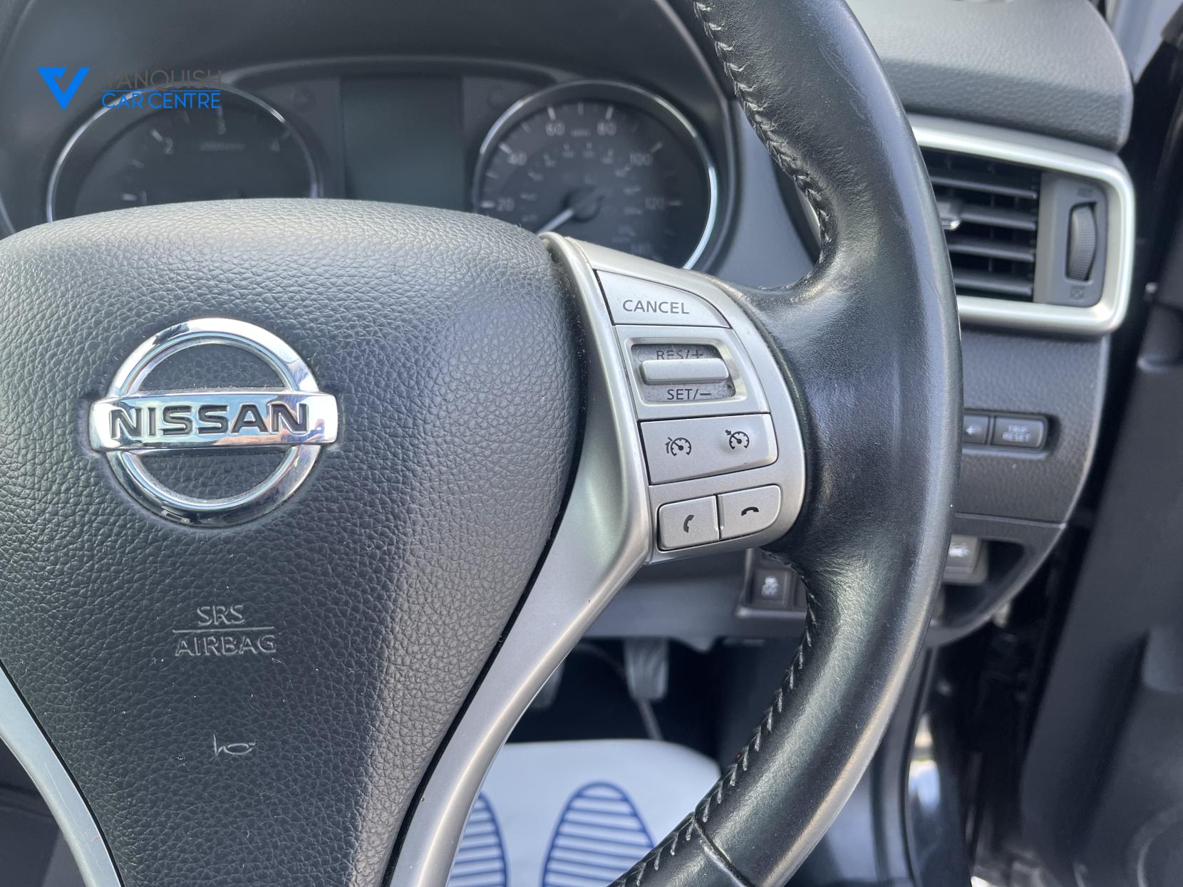 Nissan Qashqai 1.5 dCi Tekna SUV 5dr Diesel Manual 2WD Euro 6 (s/s) (110 ps)