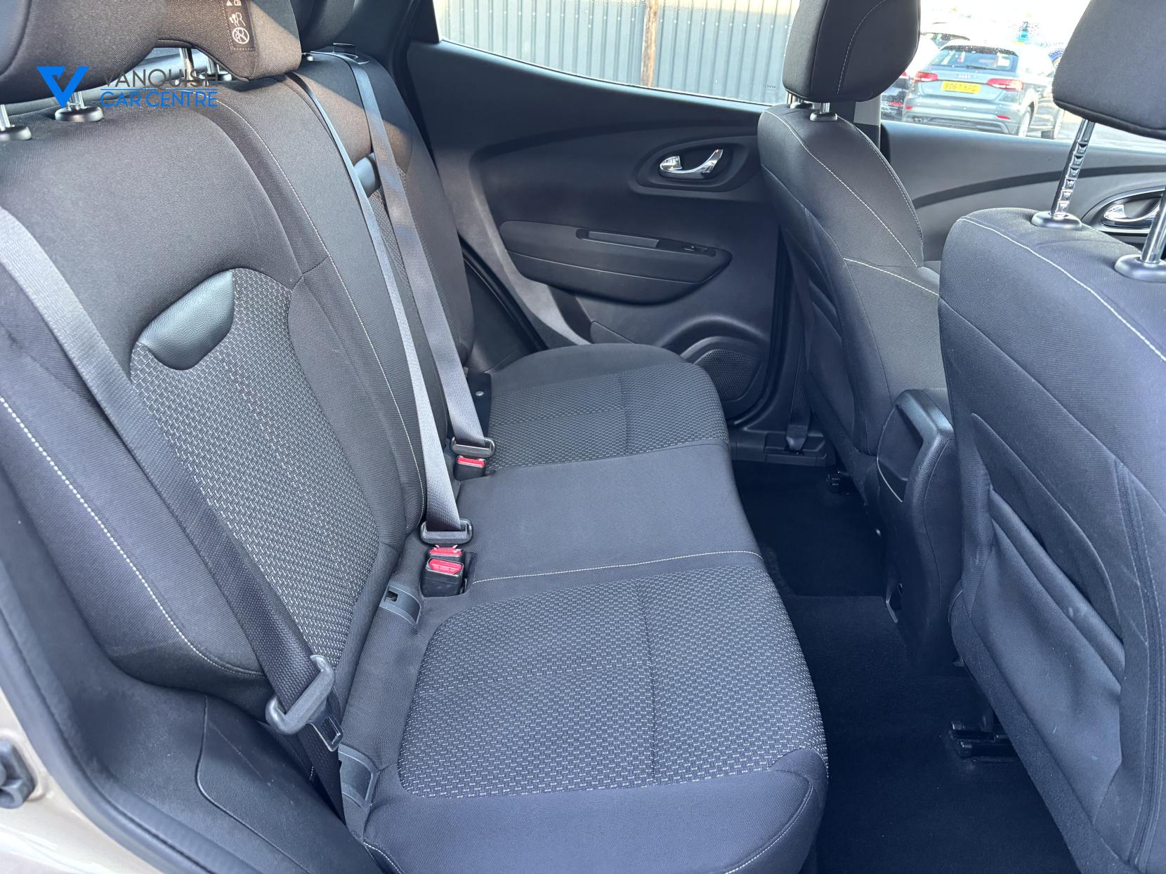 Renault Kadjar 1.5 dCi Dynamique Nav SUV 5dr Diesel EDC Euro 6 (s/s) (110 ps)