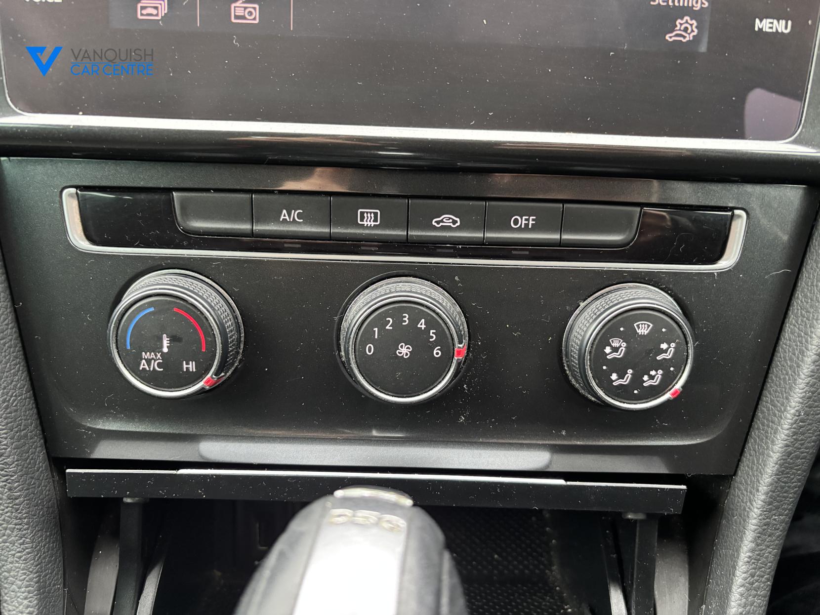 Volkswagen Golf 1.6 TDI SE Nav Estate 5dr Diesel DSG Euro 6 (s/s) (115 ps)