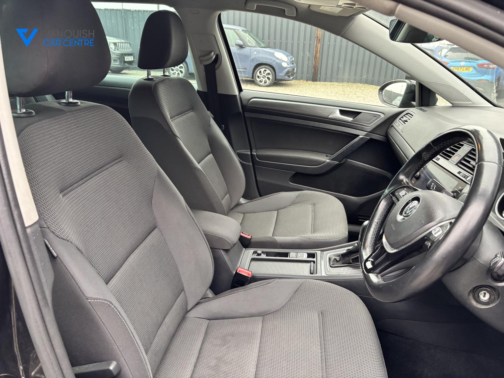 Volkswagen Golf 1.6 TDI SE Nav Estate 5dr Diesel DSG Euro 6 (s/s) (115 ps)