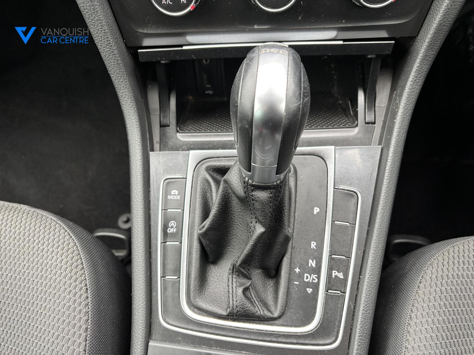 Volkswagen Golf 1.6 TDI SE Nav Estate 5dr Diesel DSG Euro 6 (s/s) (115 ps)