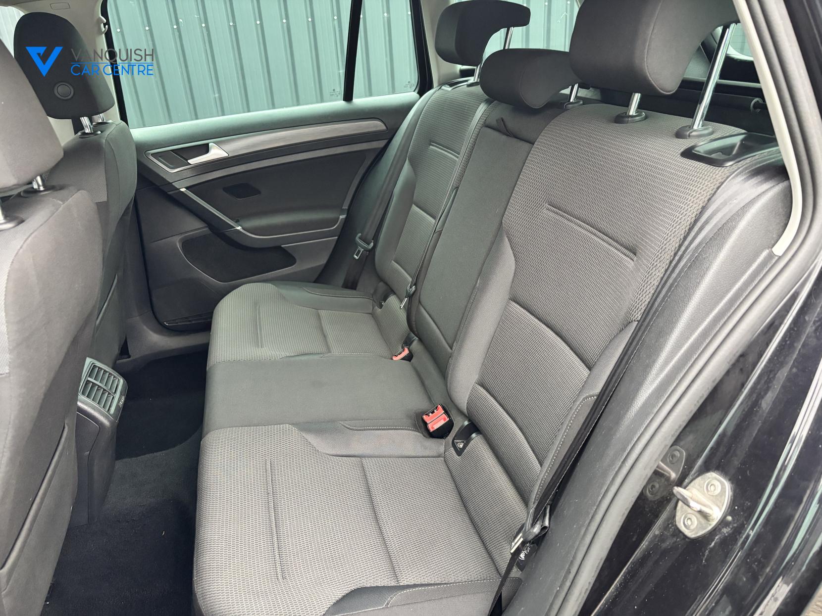 Volkswagen Golf 1.6 TDI SE Nav Estate 5dr Diesel DSG Euro 6 (s/s) (115 ps)