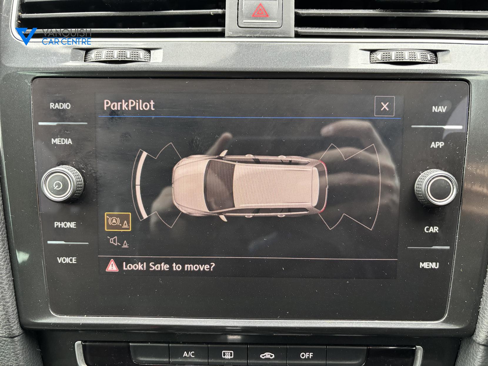 Volkswagen Golf 1.6 TDI SE Nav Estate 5dr Diesel DSG Euro 6 (s/s) (115 ps)