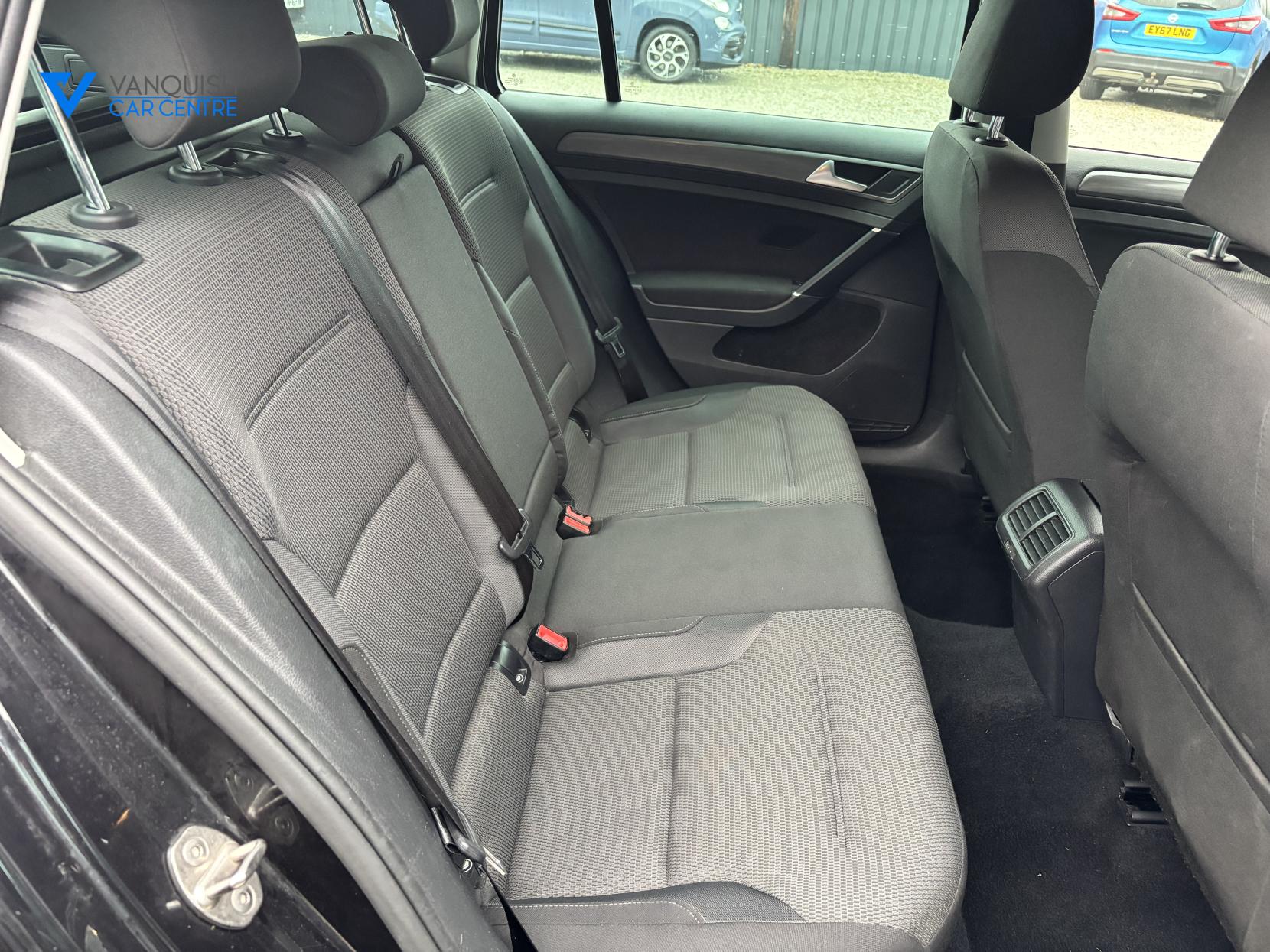 Volkswagen Golf 1.6 TDI SE Nav Estate 5dr Diesel DSG Euro 6 (s/s) (115 ps)