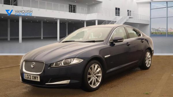 Jaguar XF 2.2d Premium Luxury Saloon 4dr Diesel Auto Euro 5 (s/s) (200 ps)