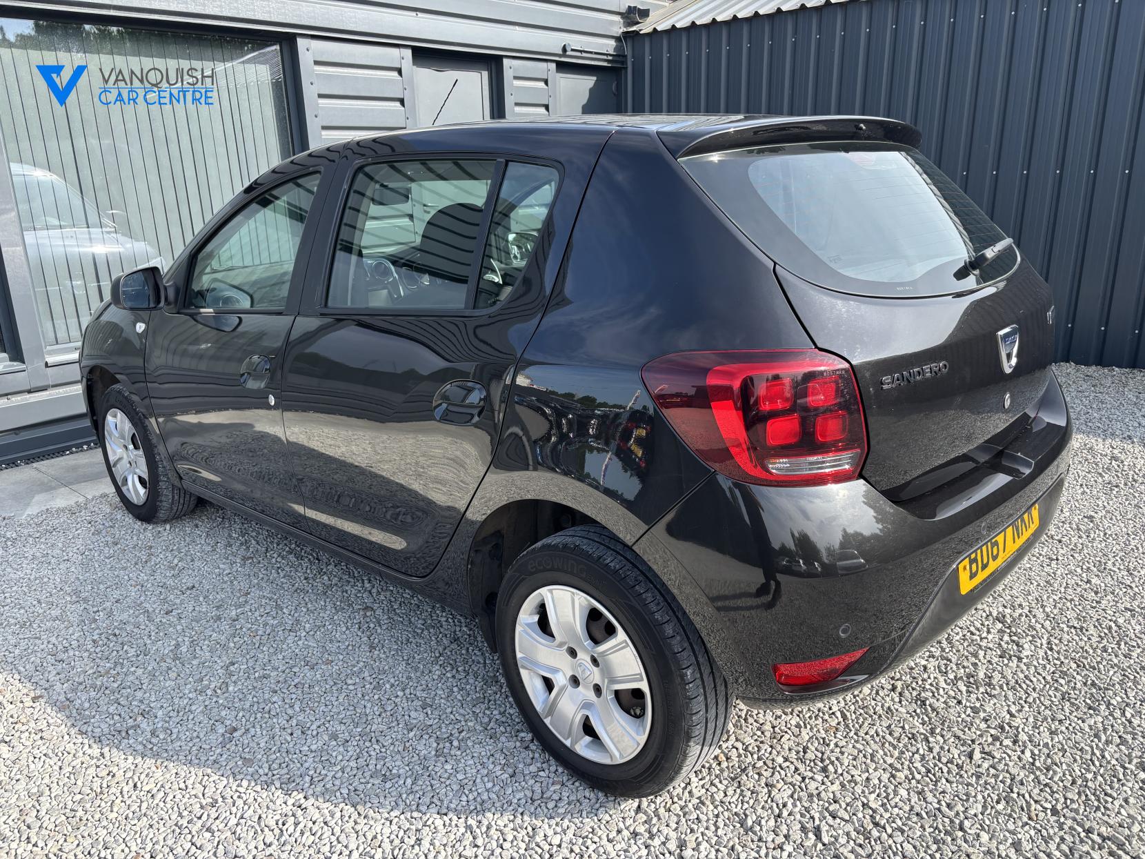 Dacia Sandero 0.9 TCe Laureate Hatchback 5dr Petrol Manual Euro 6 (s/s) (90 ps)
