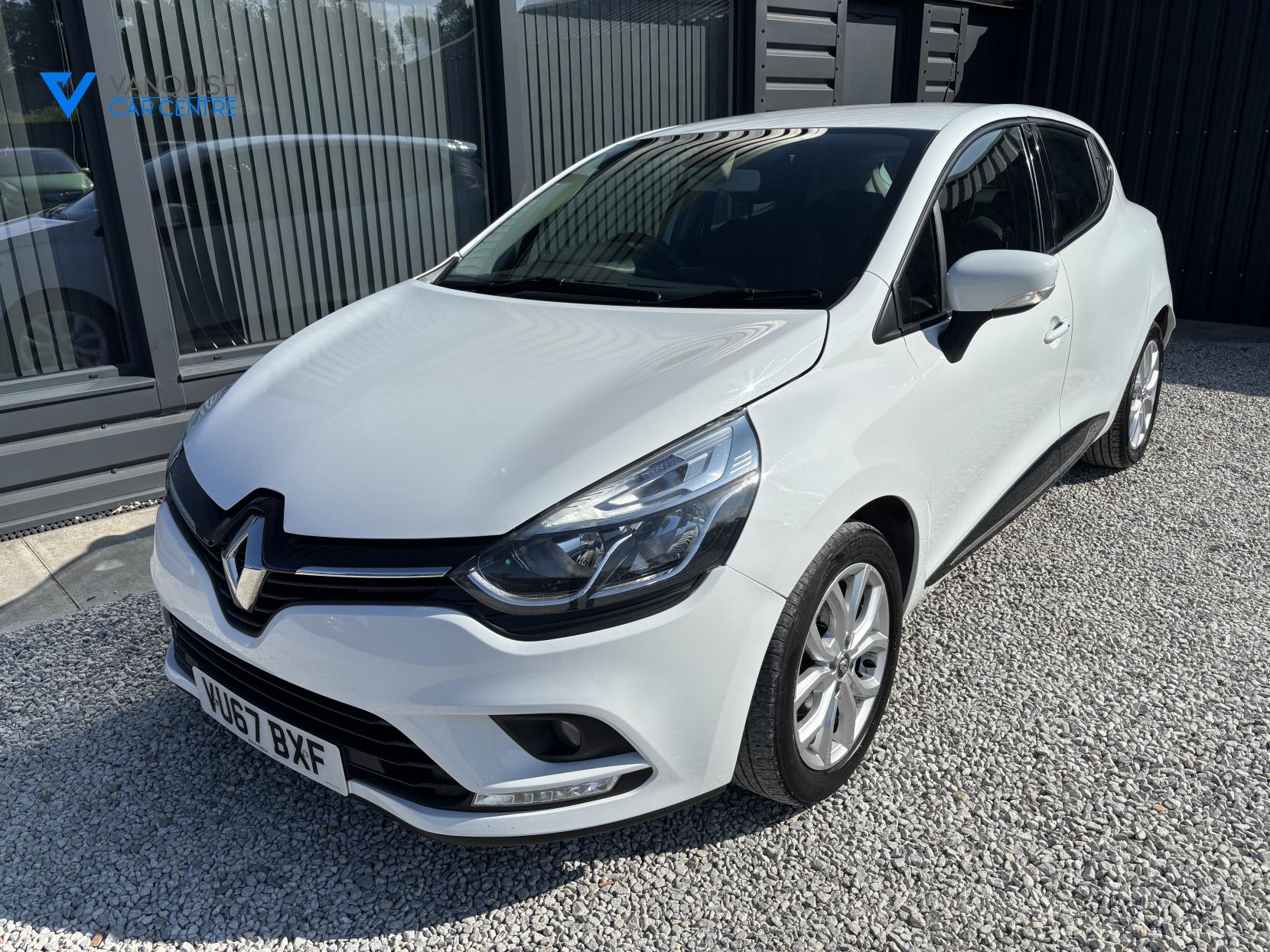 Renault Clio 1.2 16V Dynamique Nav Hatchback 5dr Petrol Manual Euro 6 (75 ps)