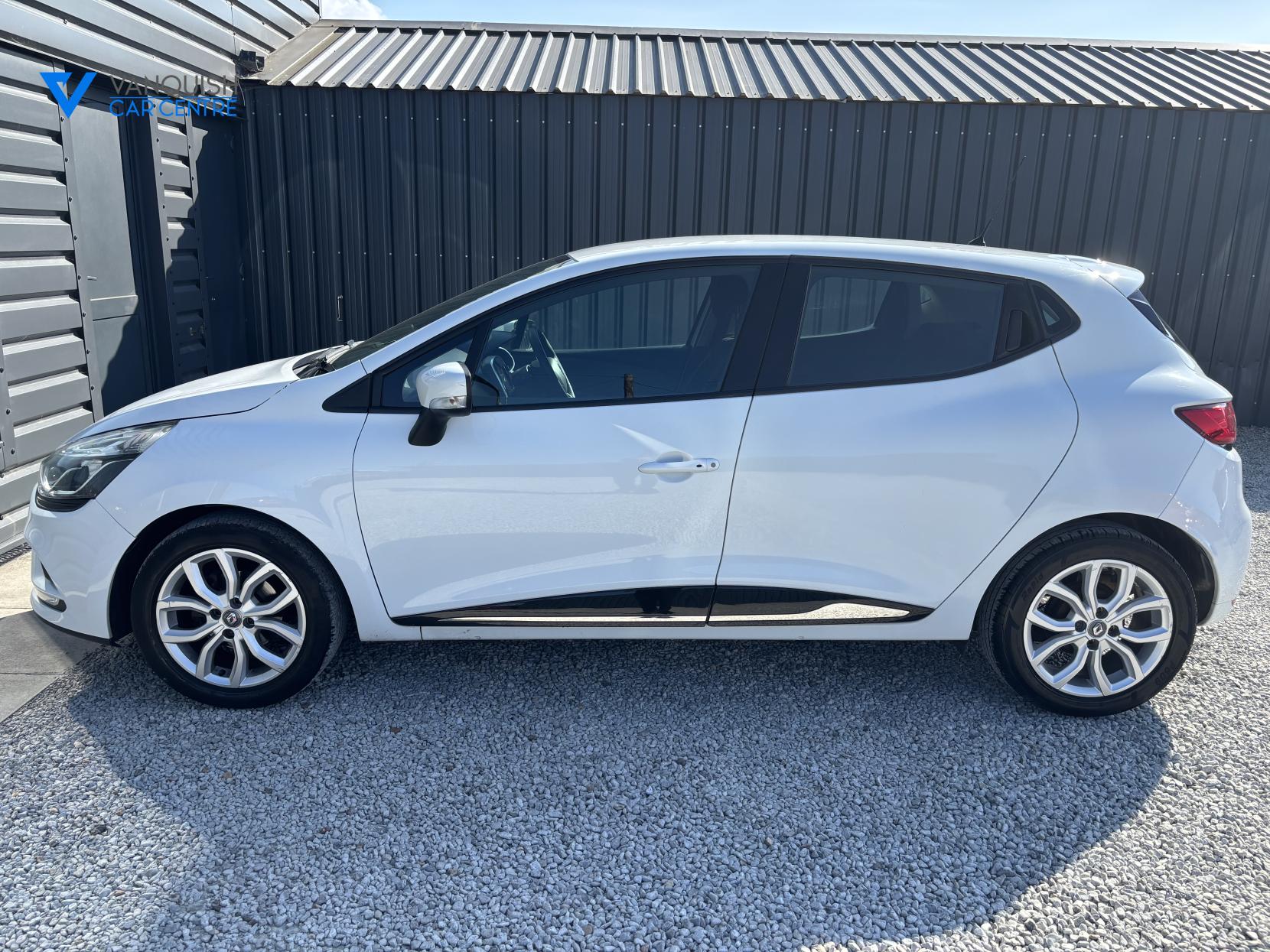 Renault Clio 1.2 16V Dynamique Nav Hatchback 5dr Petrol Manual Euro 6 (75 ps)