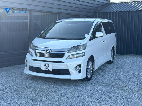 Toyota Vellfire 2400