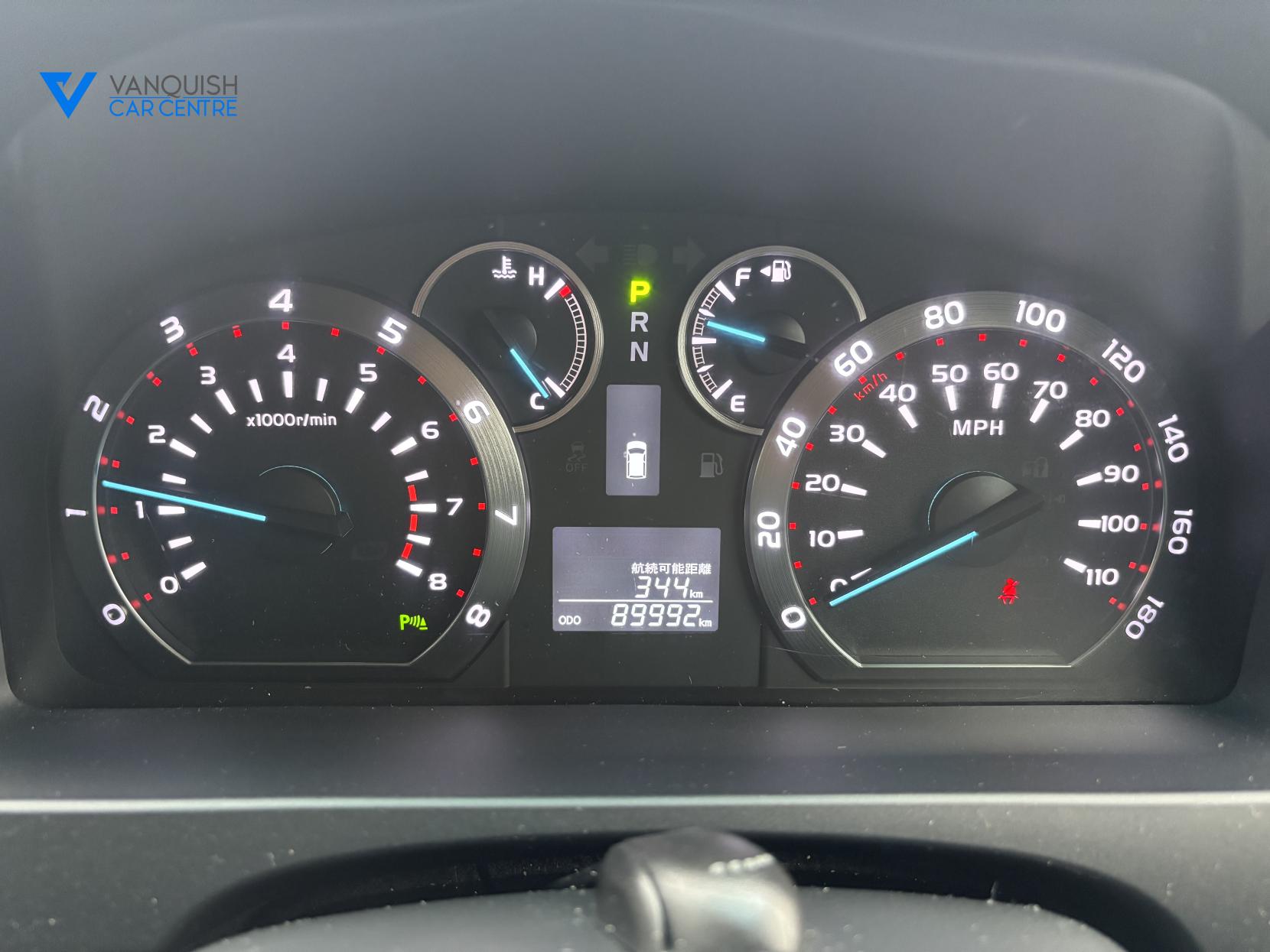 Toyota Vellfire 2400