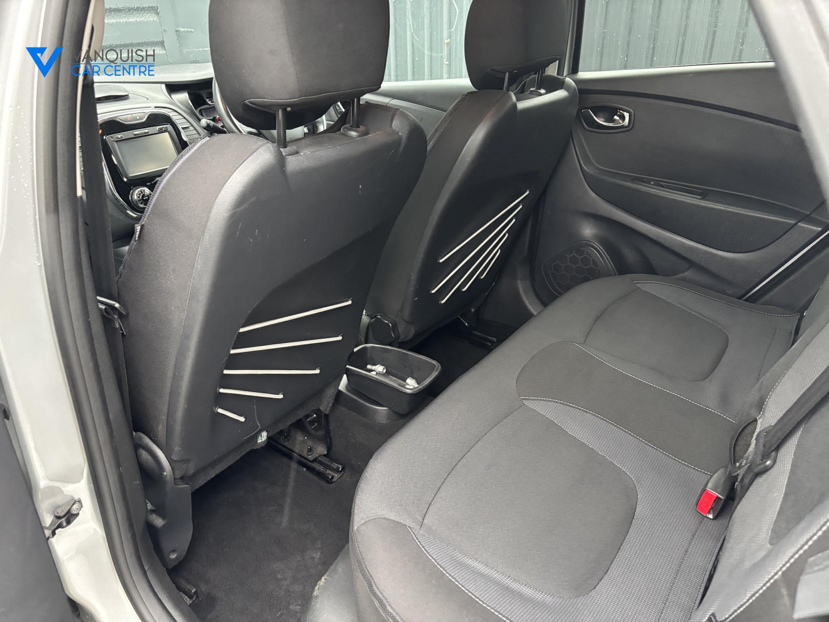 Renault Captur 1.2 TCe ENERGY Dynamique S Nav SUV 5dr Petrol Manual Euro 6 (s/s) (120 ps)