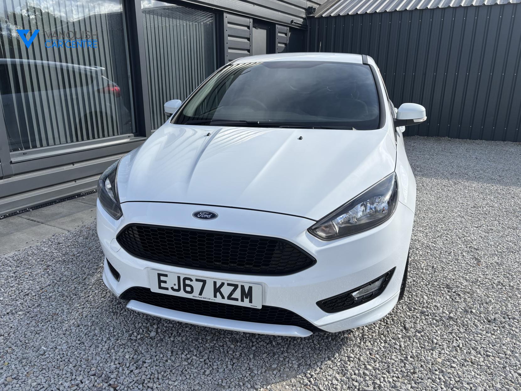 Ford Focus 1.0T EcoBoost ST-Line Hatchback 5dr Petrol Manual Euro 6 (s/s) (140 ps)