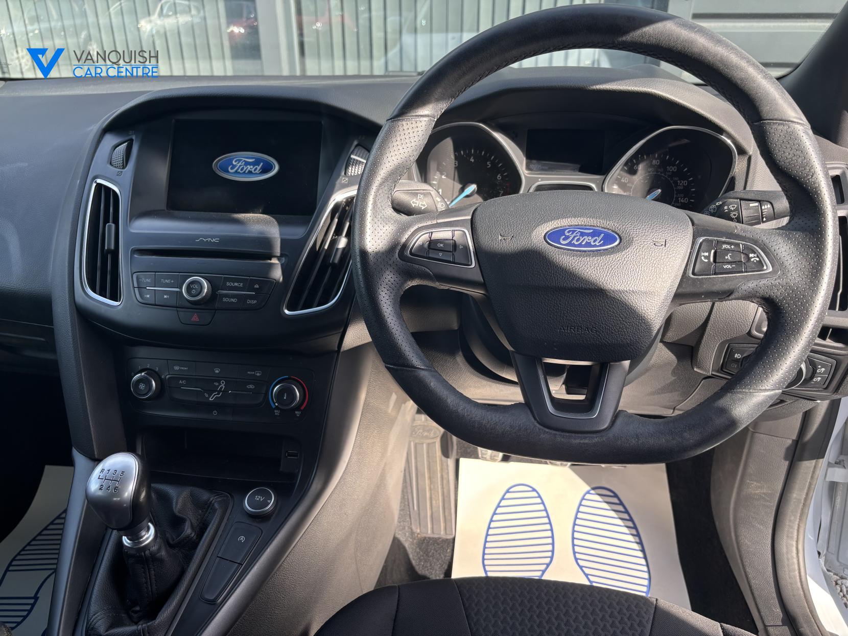 Ford Focus 1.0T EcoBoost ST-Line Hatchback 5dr Petrol Manual Euro 6 (s/s) (140 ps)