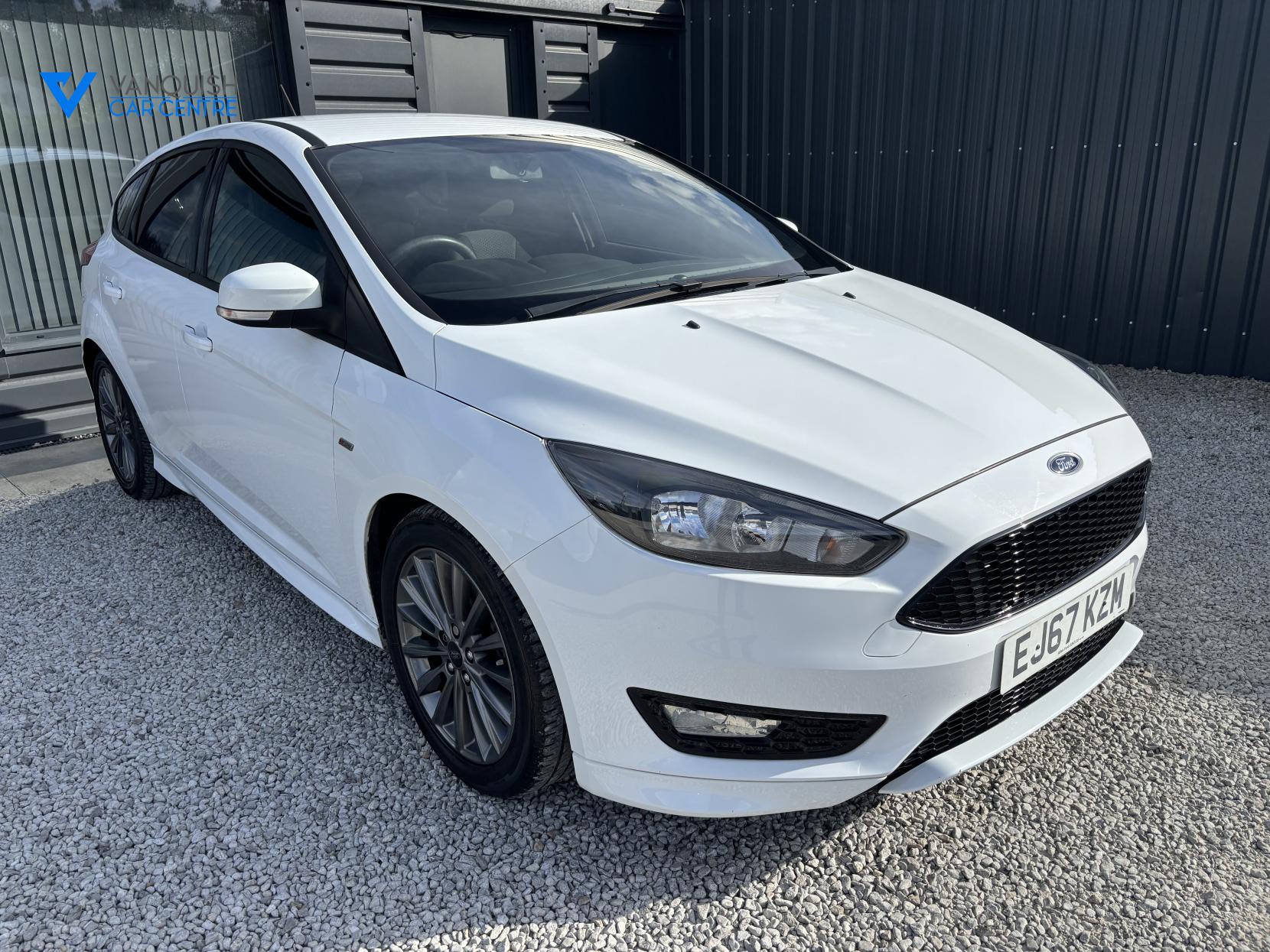 Ford Focus 1.0T EcoBoost ST-Line Hatchback 5dr Petrol Manual Euro 6 (s/s) (140 ps)