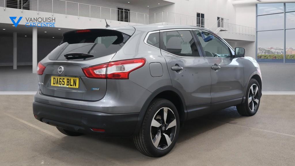 Nissan Qashqai 1.5 dCi n-tec SUV 5dr Diesel Manual 2WD Euro 6 (s/s) (110 ps)