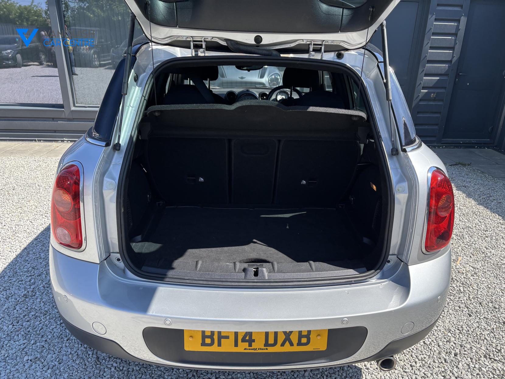 MINI Countryman 1.6 Cooper D SUV 5dr Diesel Manual Euro 5 (s/s) (112 ps)