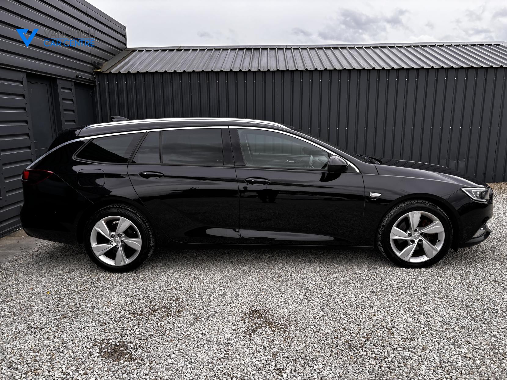 Vauxhall Insignia 2.0 Turbo D BlueInjection SRi Nav Sports Tourer 5dr Diesel Manual Euro 6 (s/s) (170 ps)