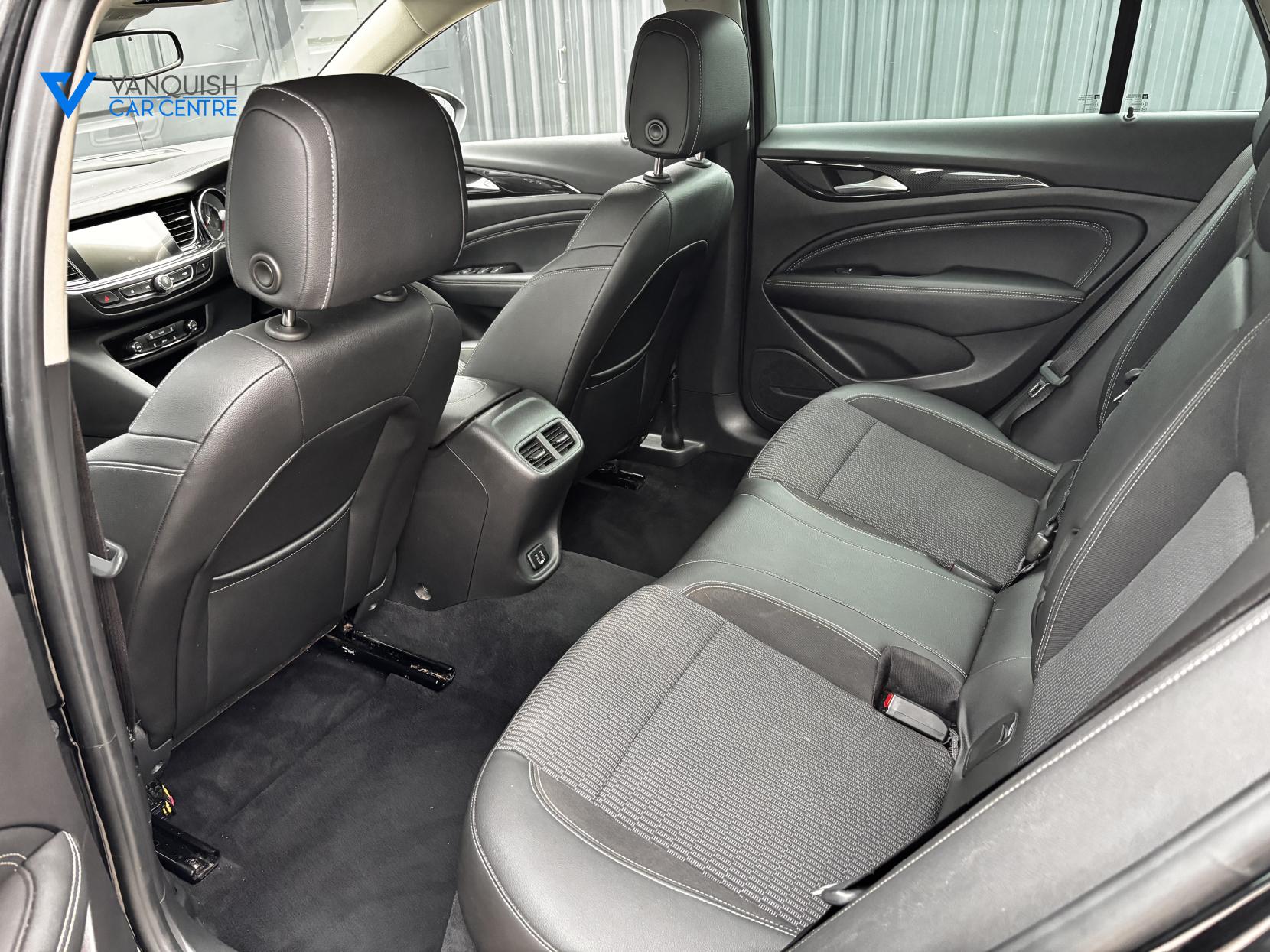 Vauxhall Insignia 2.0 Turbo D BlueInjection SRi Nav Sports Tourer 5dr Diesel Manual Euro 6 (s/s) (170 ps)