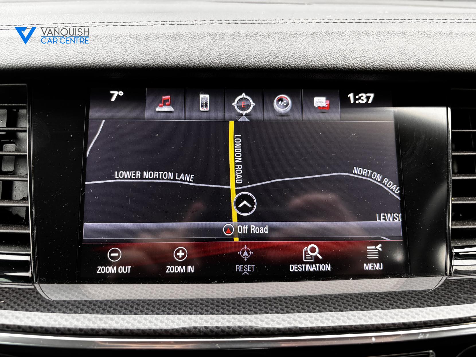 Vauxhall Insignia 2.0 Turbo D BlueInjection SRi Nav Sports Tourer 5dr Diesel Manual Euro 6 (s/s) (170 ps)