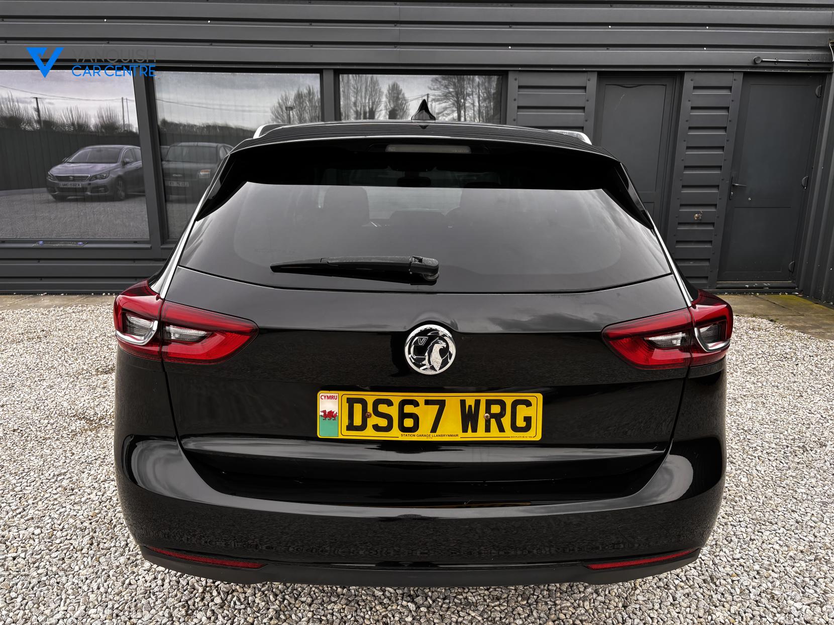 Vauxhall Insignia 2.0 Turbo D BlueInjection SRi Nav Sports Tourer 5dr Diesel Manual Euro 6 (s/s) (170 ps)