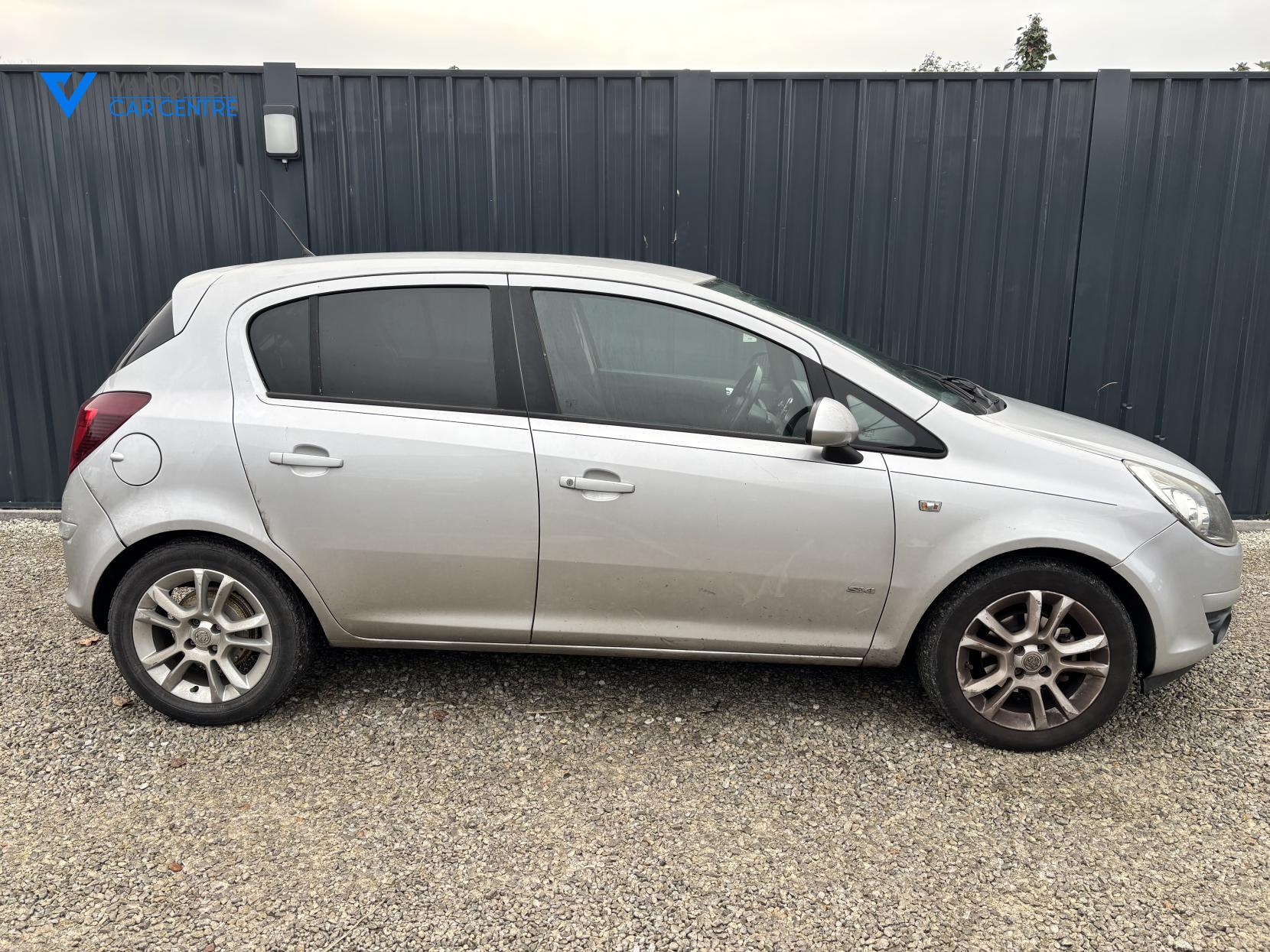 Vauxhall Corsa 1.2i 16v SXi Hatchback 5dr Petrol Manual (146 g/km, 79 bhp)