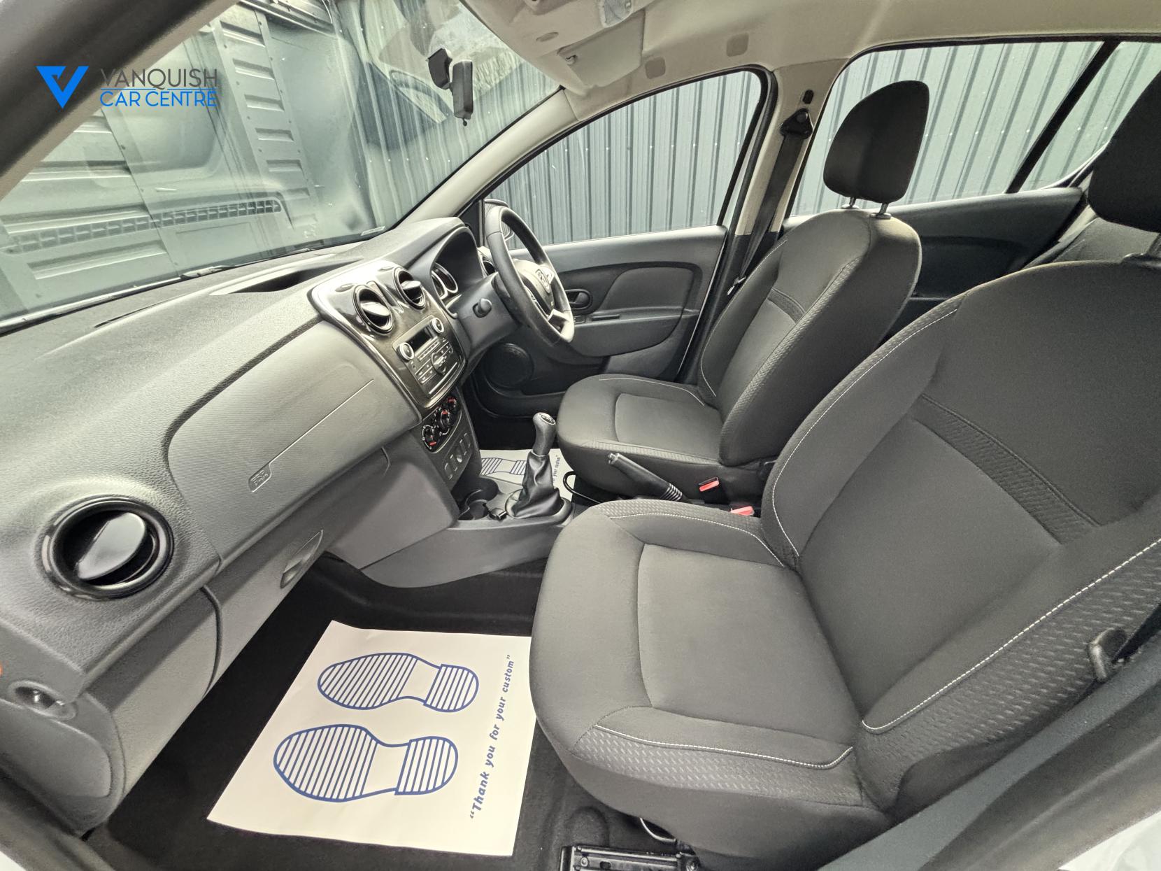 Dacia Sandero 1.0 SCe Essential Hatchback 5dr Petrol Manual Euro 6 (75 ps)