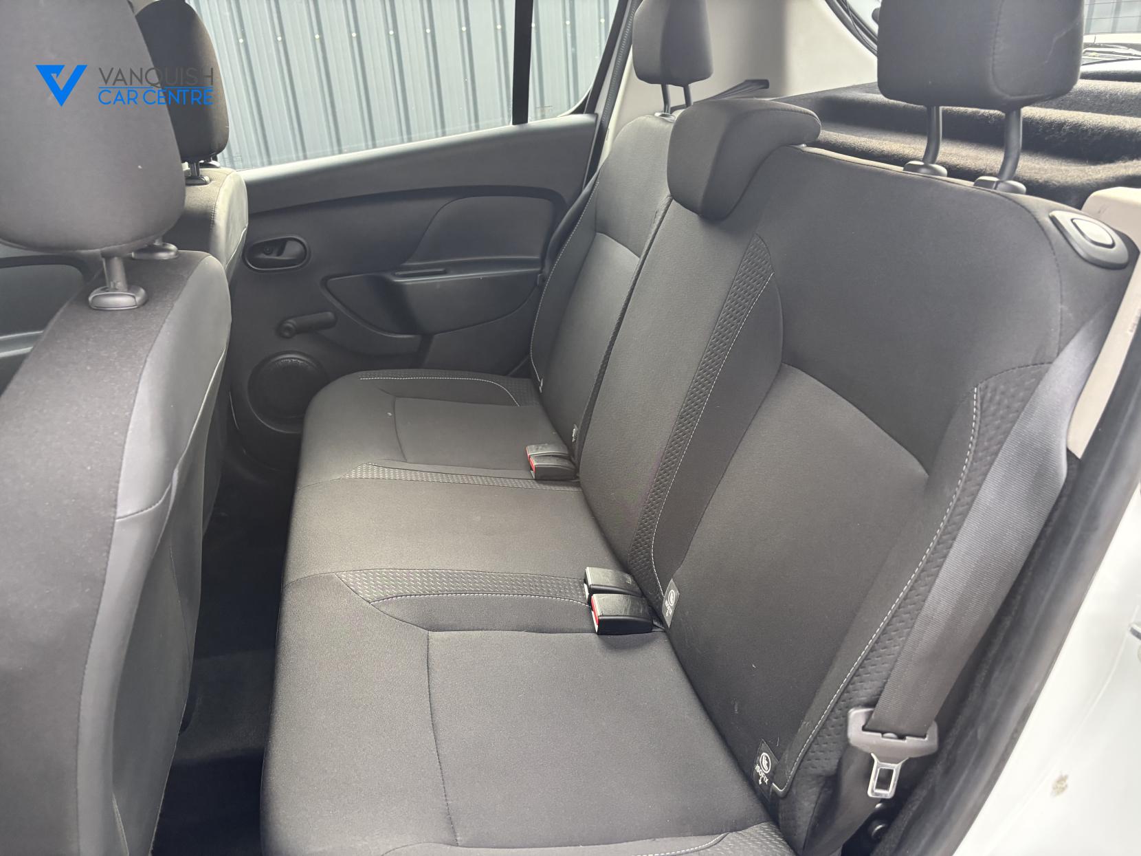 Dacia Sandero 1.0 SCe Essential Hatchback 5dr Petrol Manual Euro 6 (75 ps)