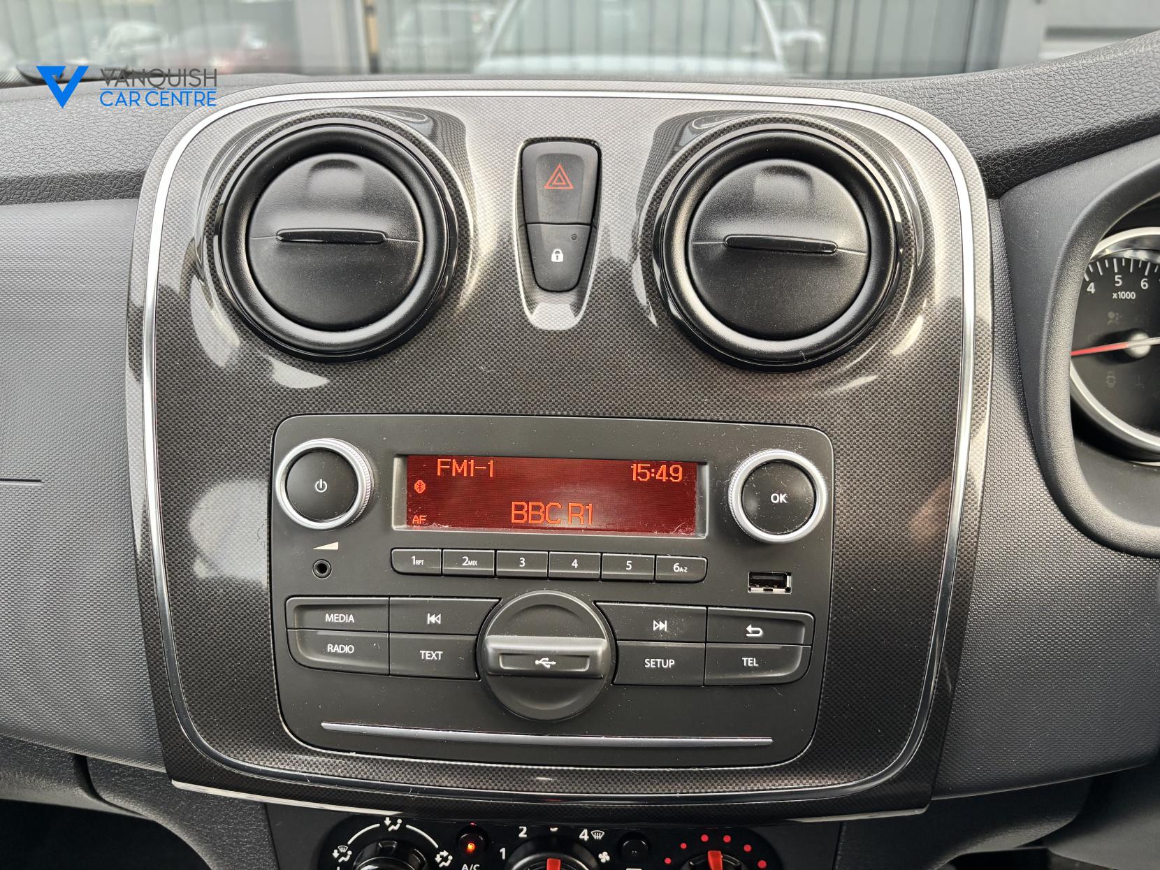 Dacia Sandero 1.0 SCe Essential Hatchback 5dr Petrol Manual Euro 6 (75 ps)